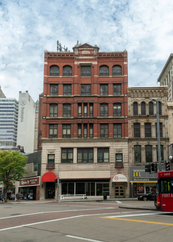610 Wood St, Pittsburgh, PA 15222